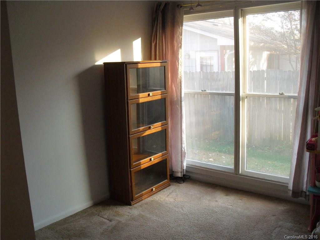 225 Flat Creek Road - Photo 6