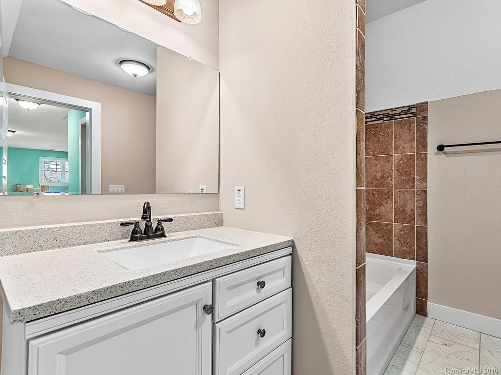81 Boyd Avenue - Photo 17