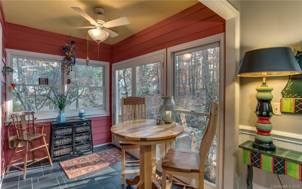 271 Anne Street - Photo 11