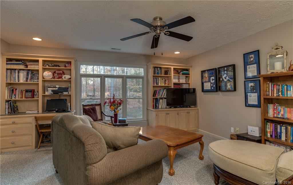 271 Anne Street - Photo 21