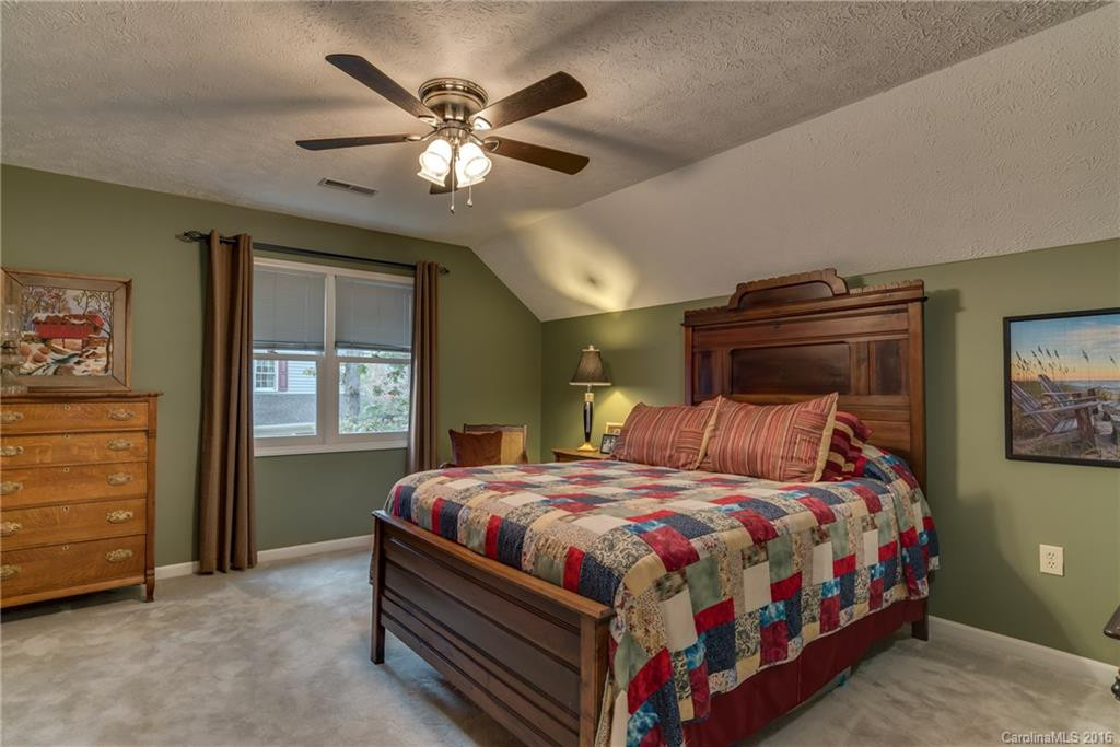 271 Anne Street - Photo 22