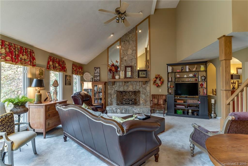 271 Anne Street - Photo 4