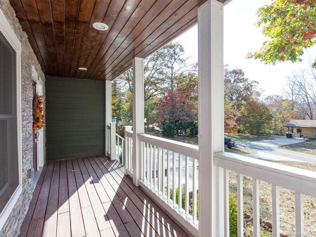 130 Eastwood Avenue - Photo 2