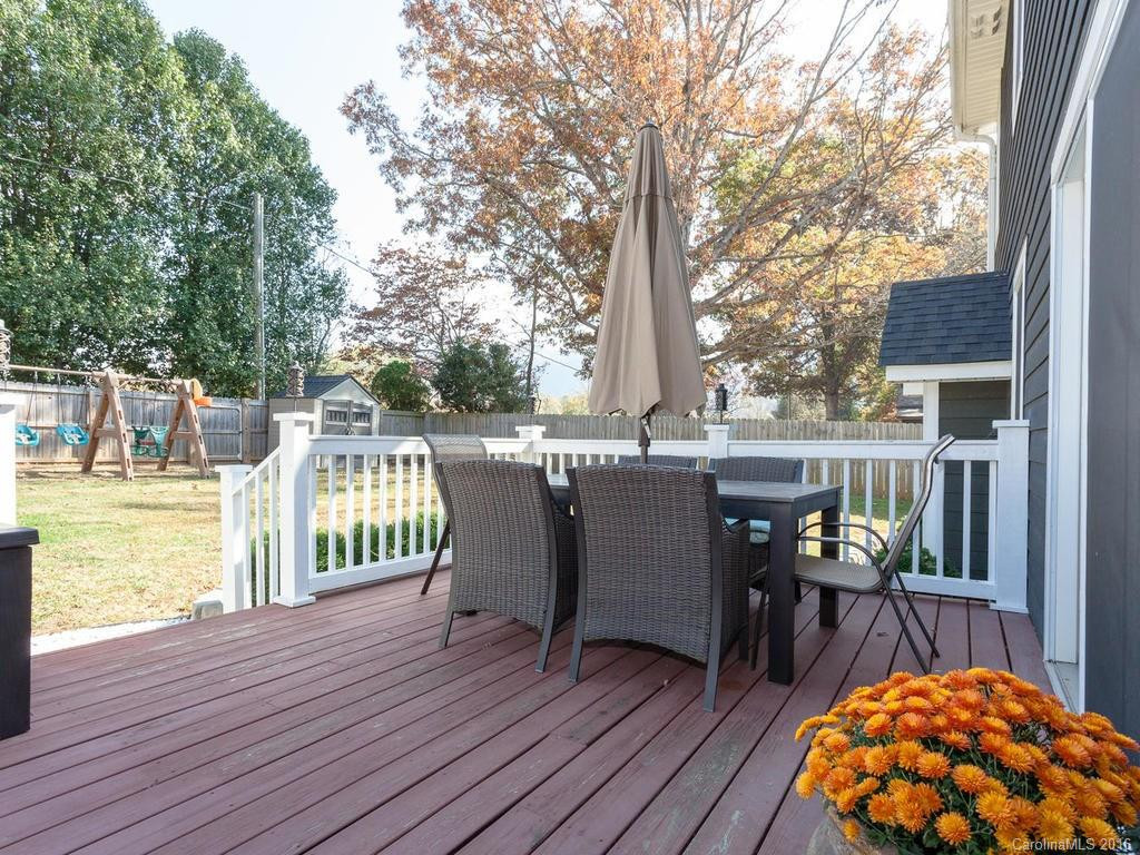 130 Eastwood Avenue - Photo 11
