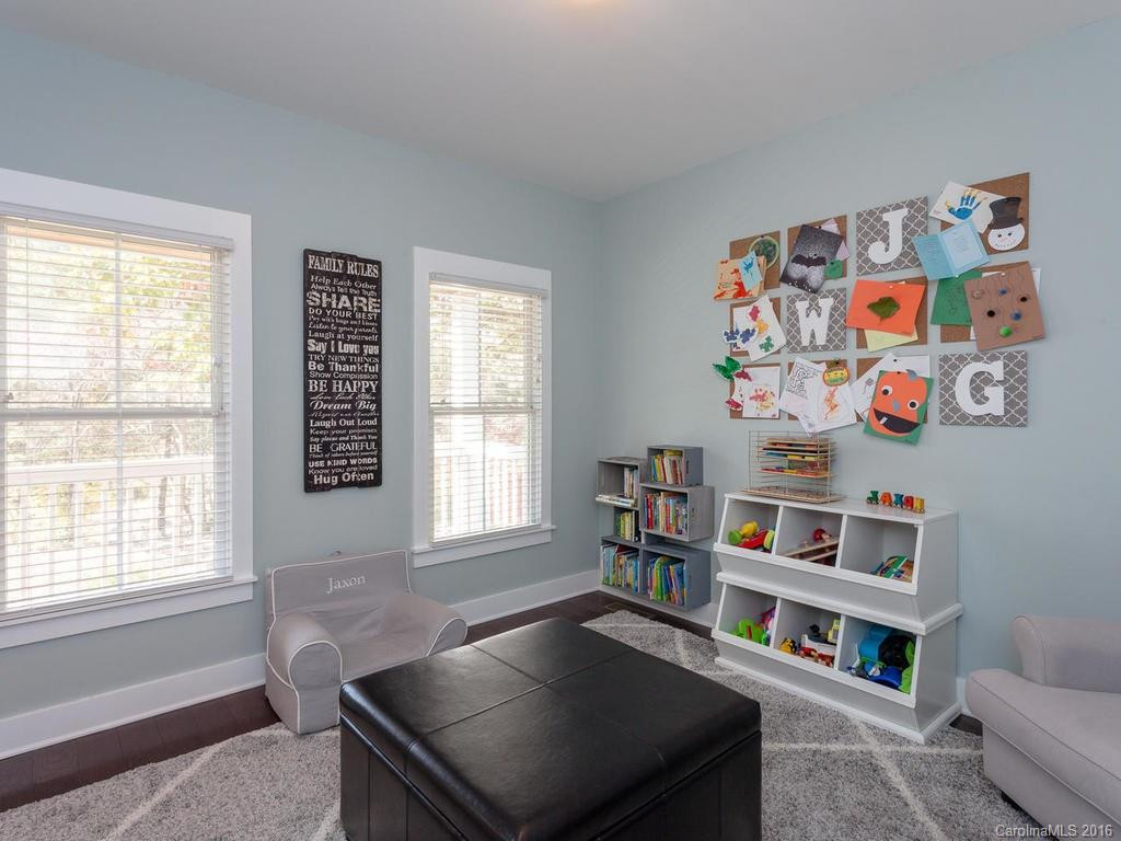 130 Eastwood Avenue - Photo 23