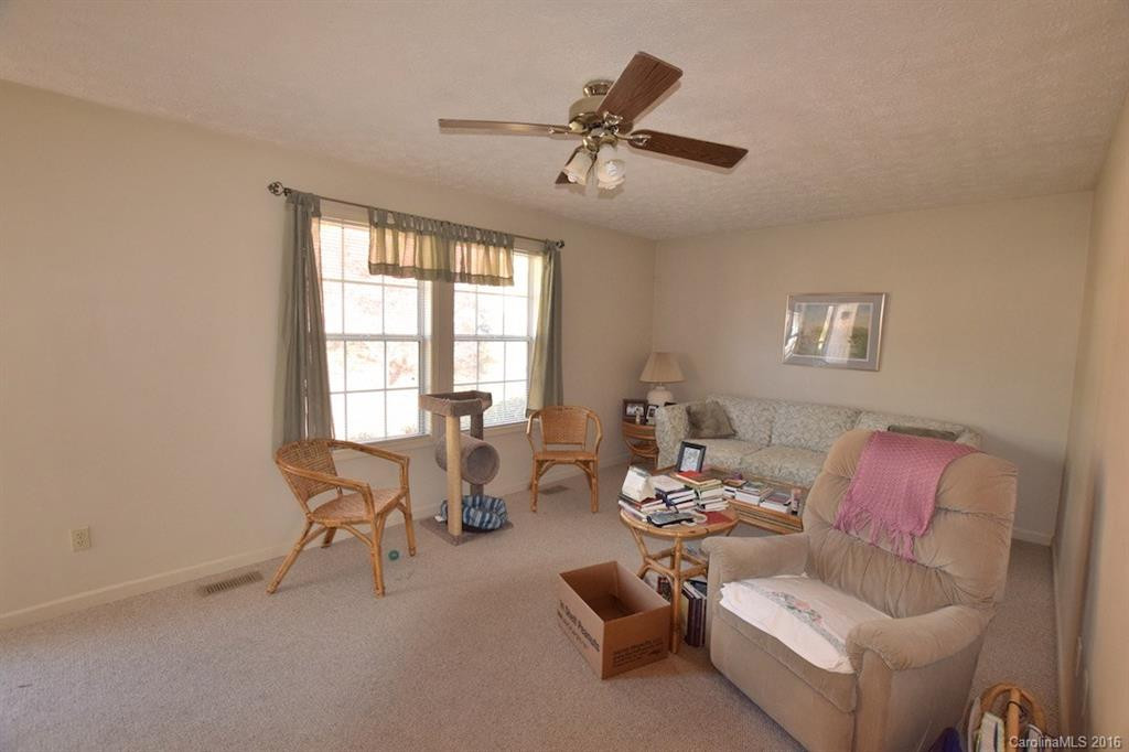 2 Kirby Road - Photo 3