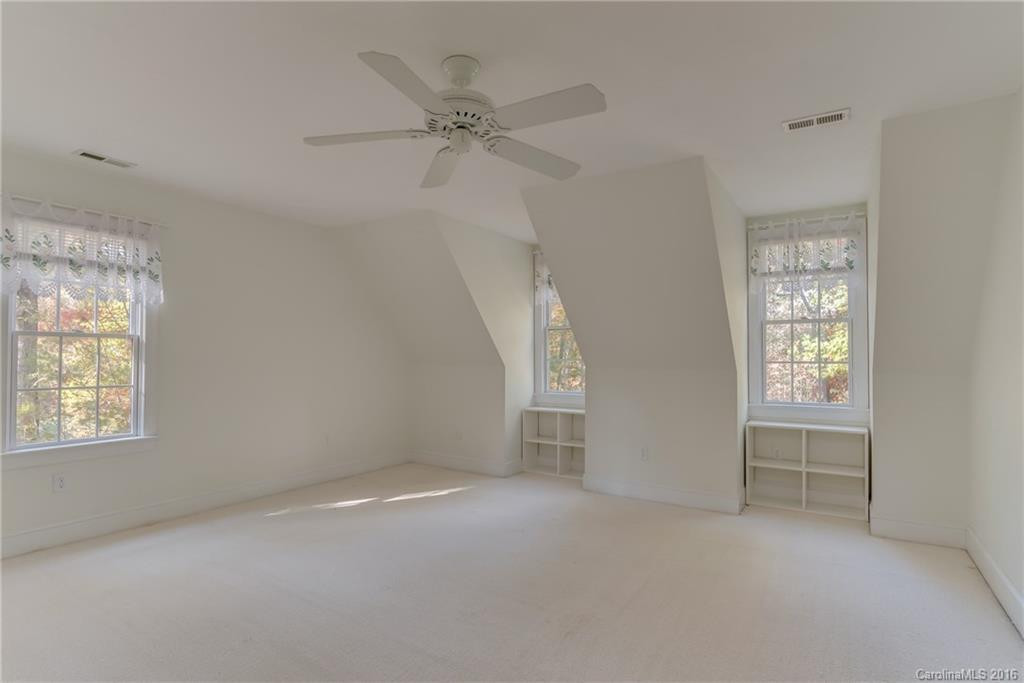 227 Beechtree Circle - Photo 18