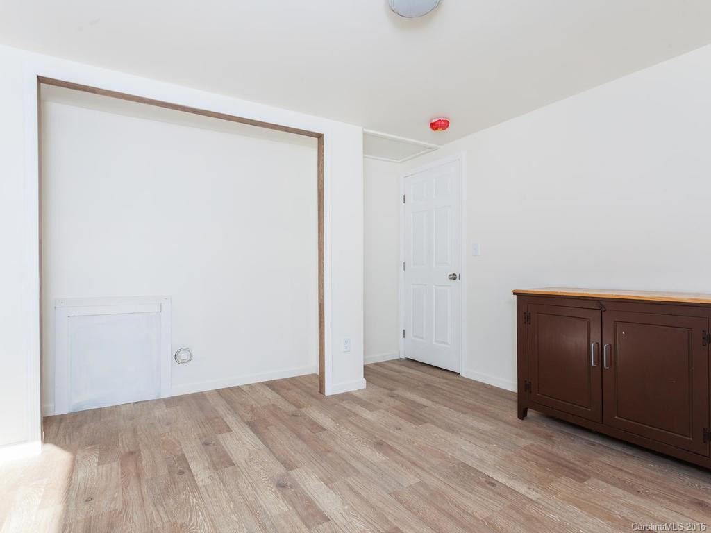 725 1st Avenue - Photo 12