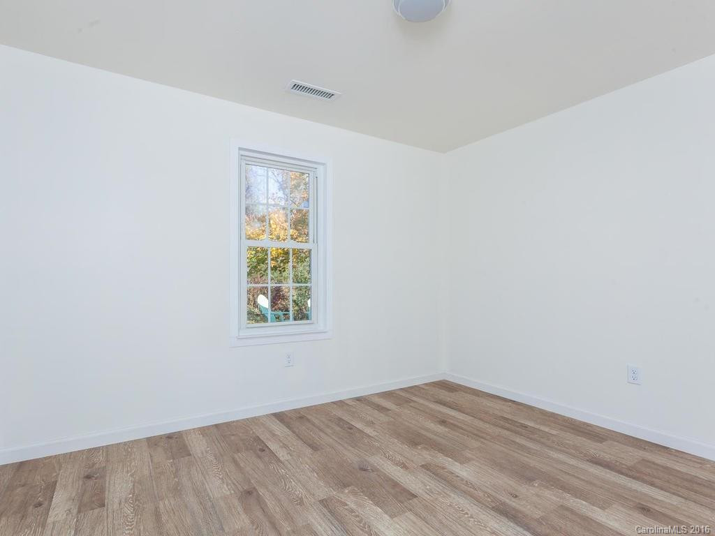725 1st Avenue - Photo 17