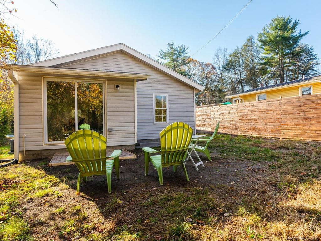 725 1st Avenue - Photo 21