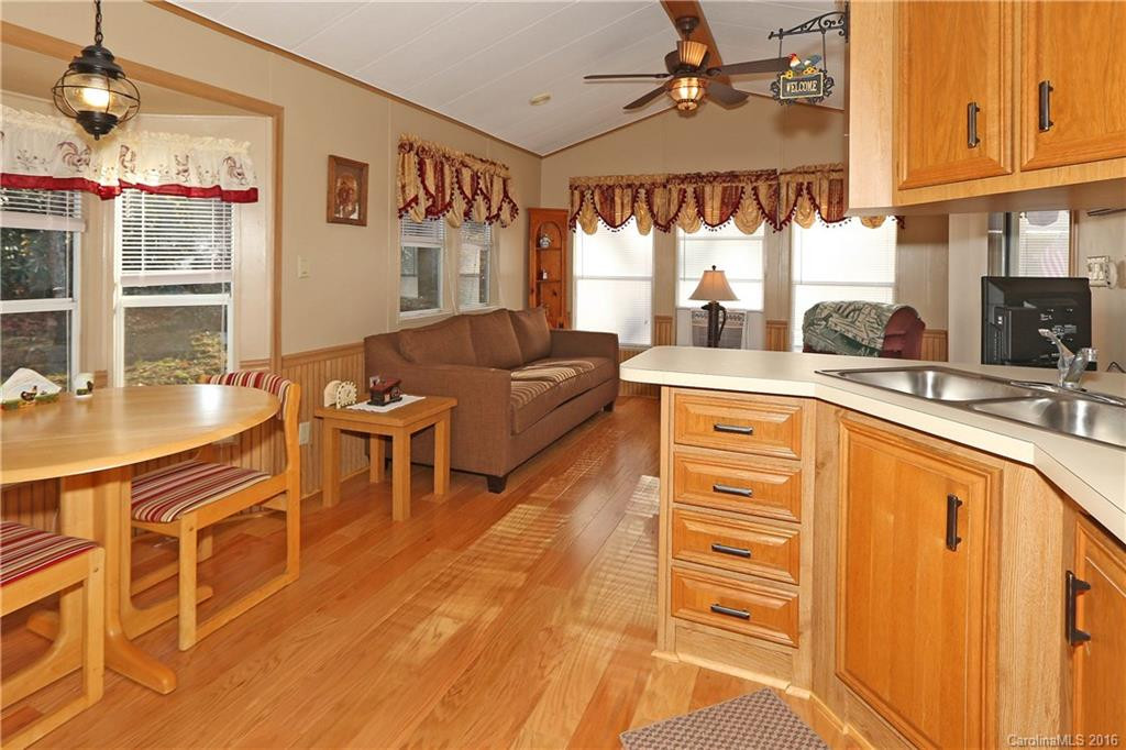 85 Park Place - Photo 5