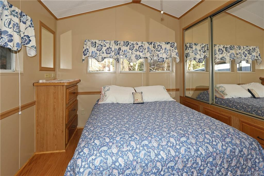 85 Park Place - Photo 9