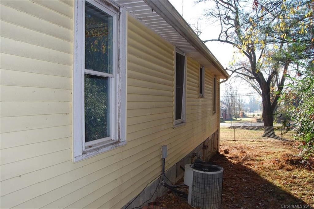 23 Rhododendron Drive - Photo 4