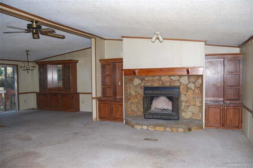 73 Old Spring Place - Photo 5