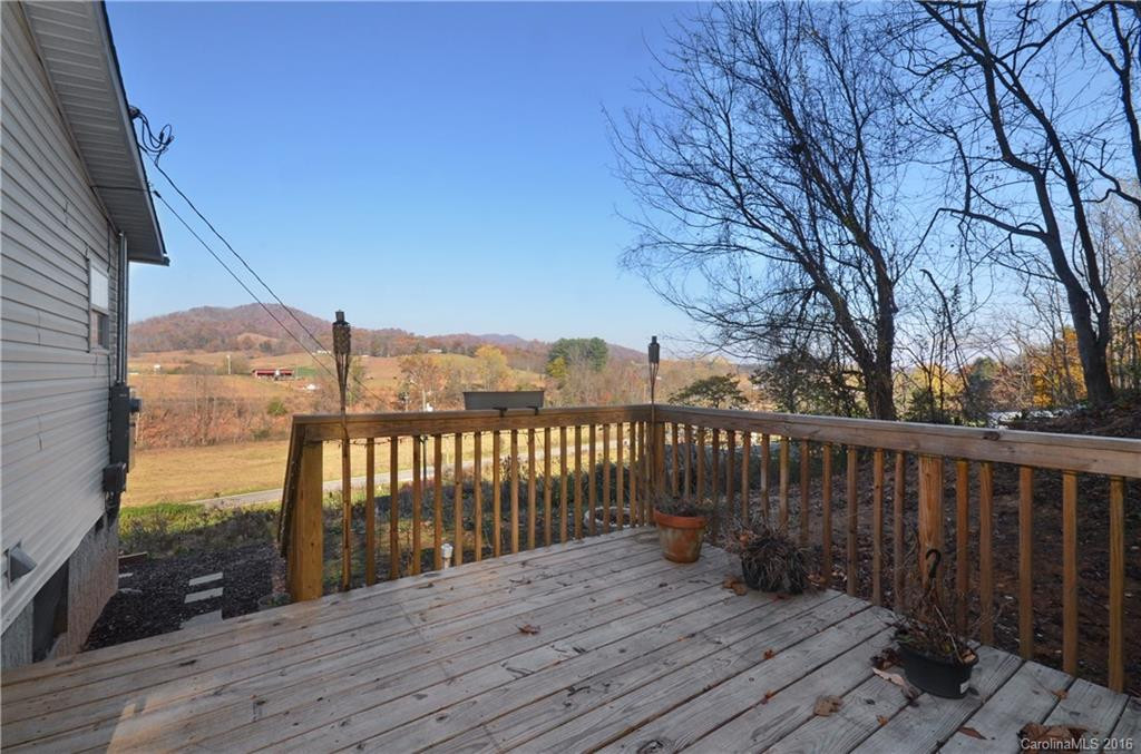 1144 Newfound Road - Photo 2