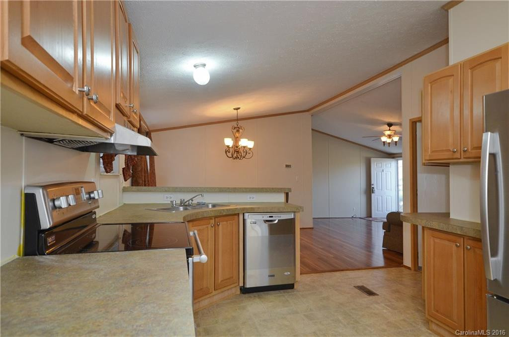 1144 Newfound Road - Photo 4