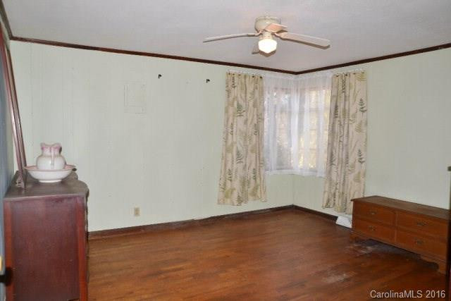 1832 Airport Road - Photo 14