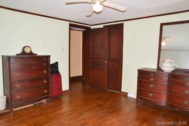 1832 Airport Road - Photo 16