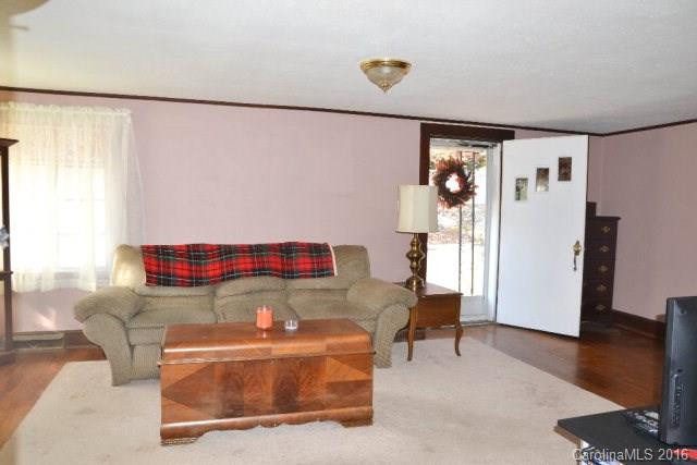 1832 Airport Road - Photo 10