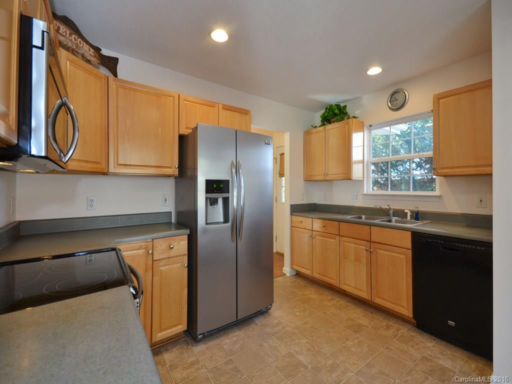28 Elkmont Drive - Photo 4
