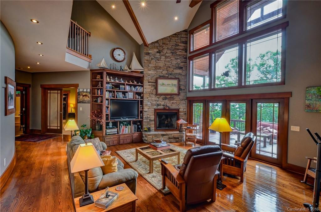 1026 High Vista Drive - Photo 4