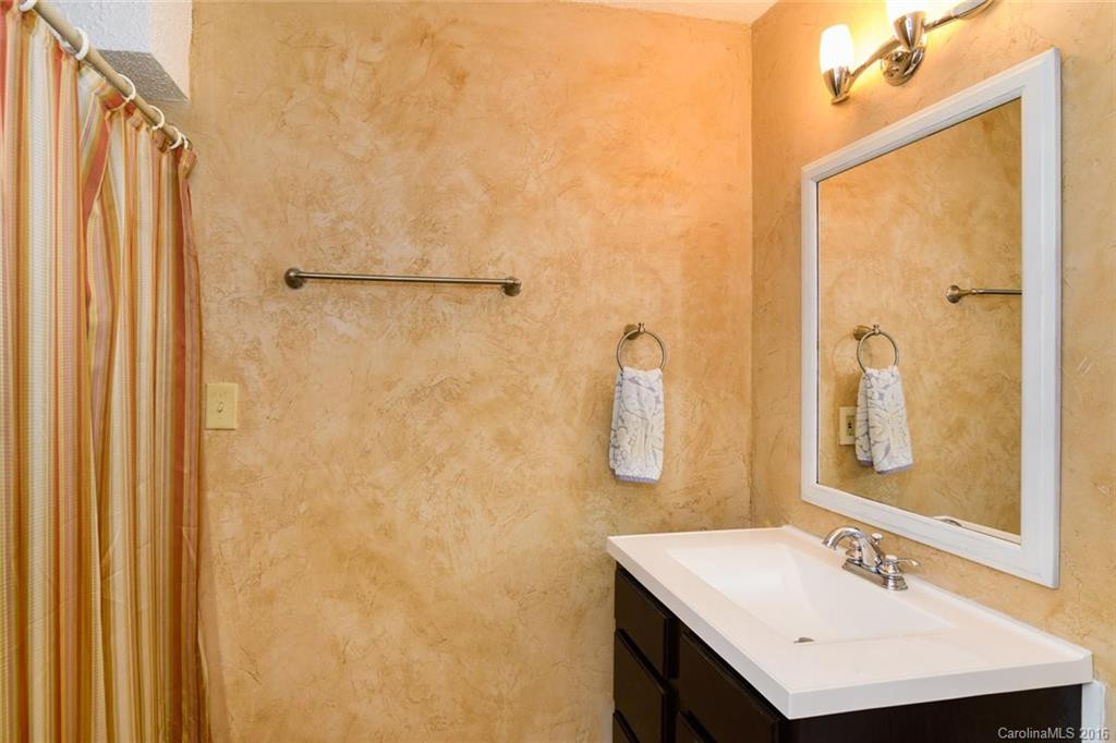 9 Weston Heights Drive #5 - Photo 19