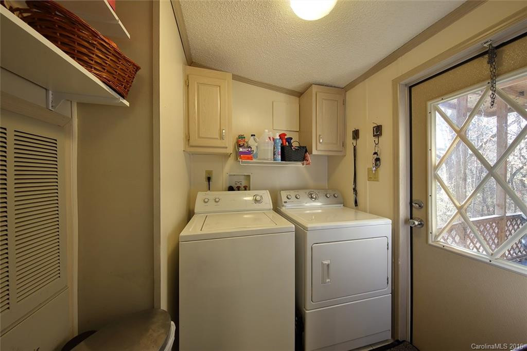 241 Laurelwood Lane - Photo 15