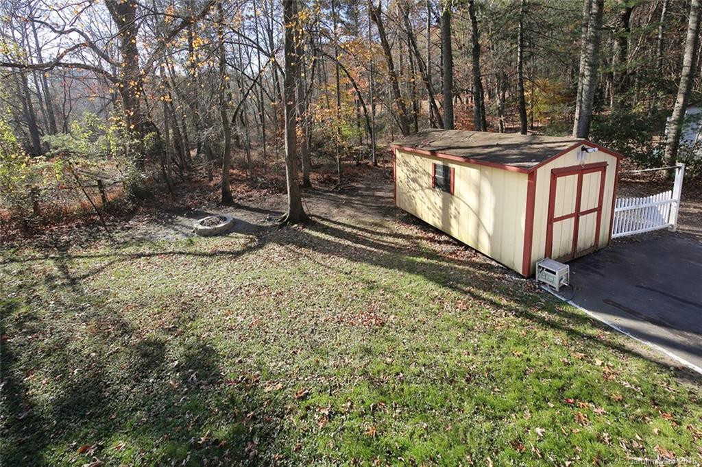 241 Laurelwood Lane - Photo 19