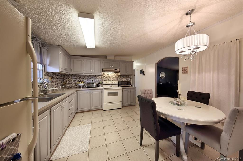 241 Laurelwood Lane - Photo 6