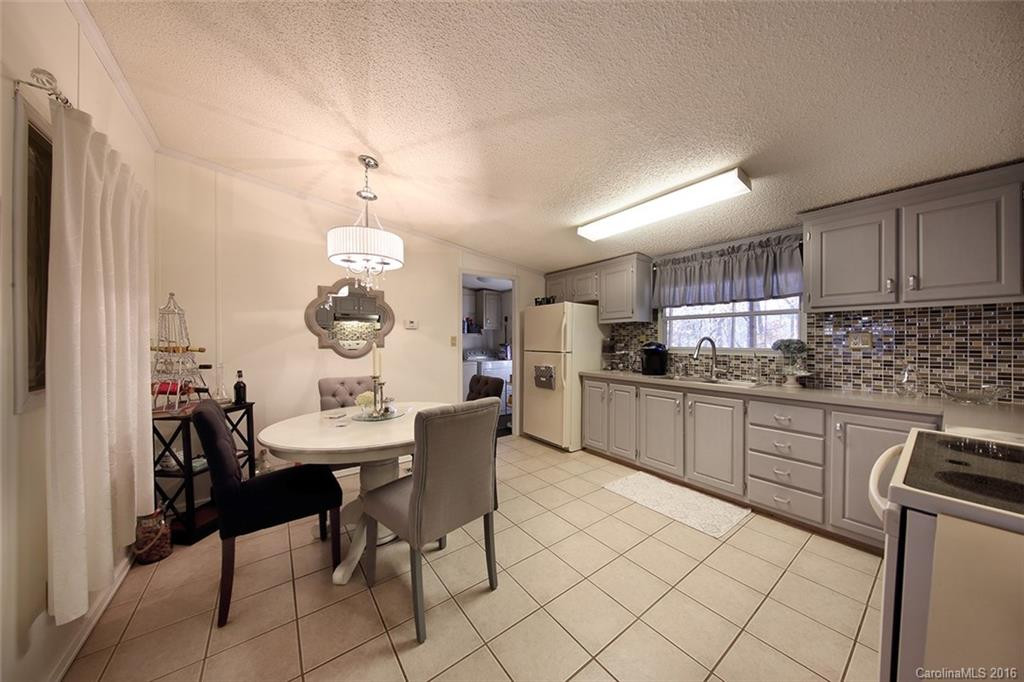 241 Laurelwood Lane - Photo 8