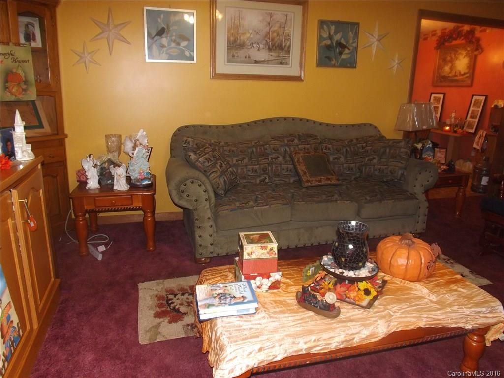 157 Jackson Avenue - Photo 2