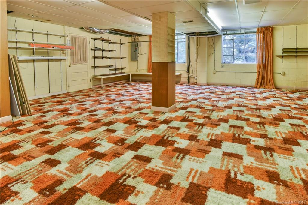 1 Greenleaf Circle - Photo 13