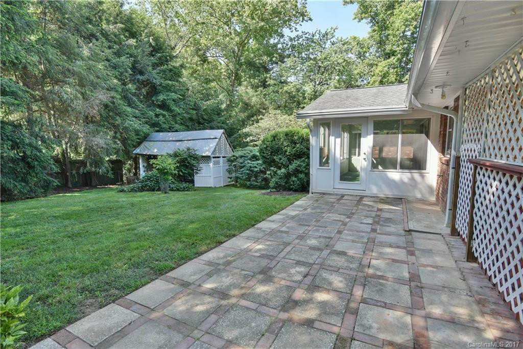 1 Greenleaf Circle - Photo 15