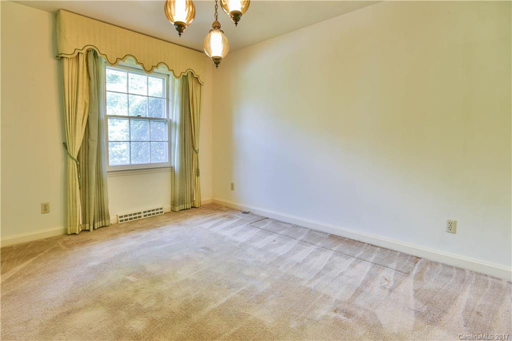 1 Greenleaf Circle - Photo 6