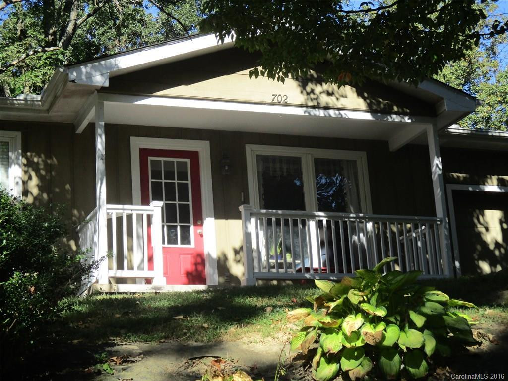 702 Knollwood Drive - Photo 4