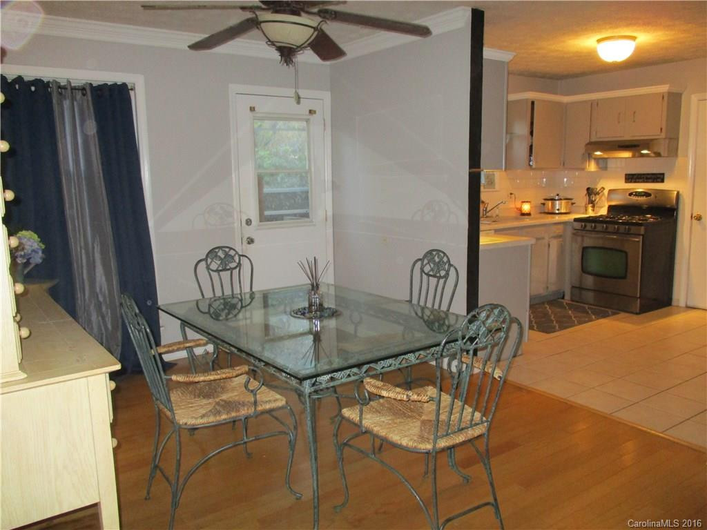 702 Knollwood Drive - Photo 7
