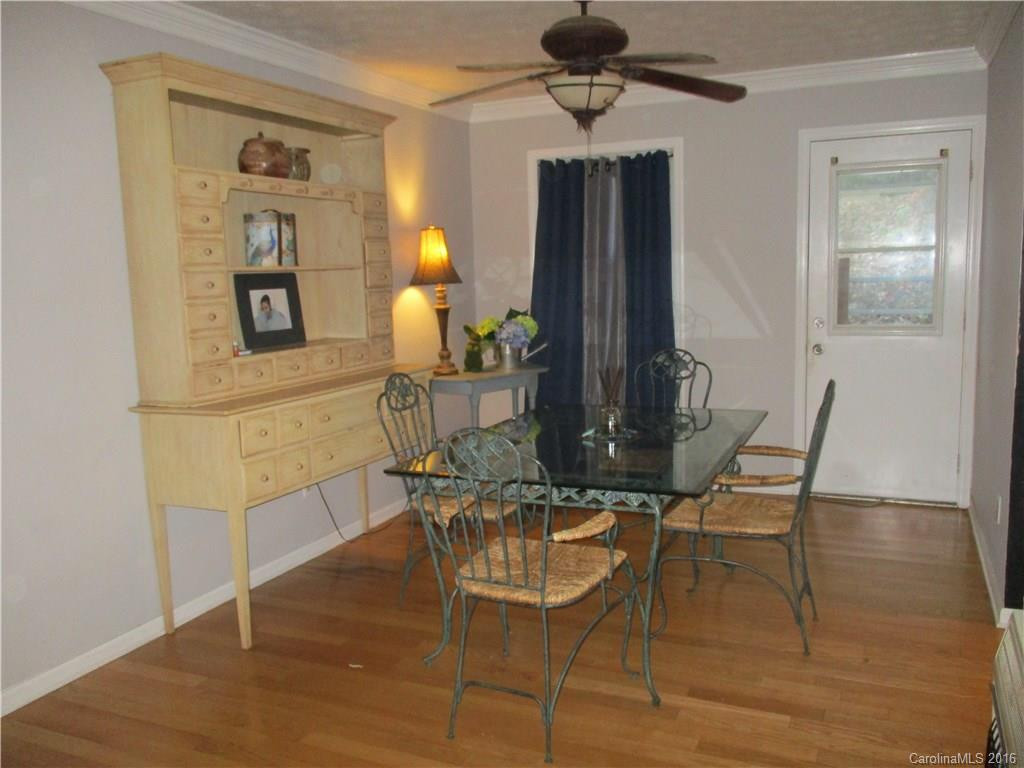 702 Knollwood Drive - Photo 8