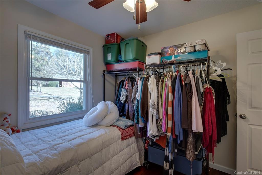 114 Willowbrook Road - Photo 11
