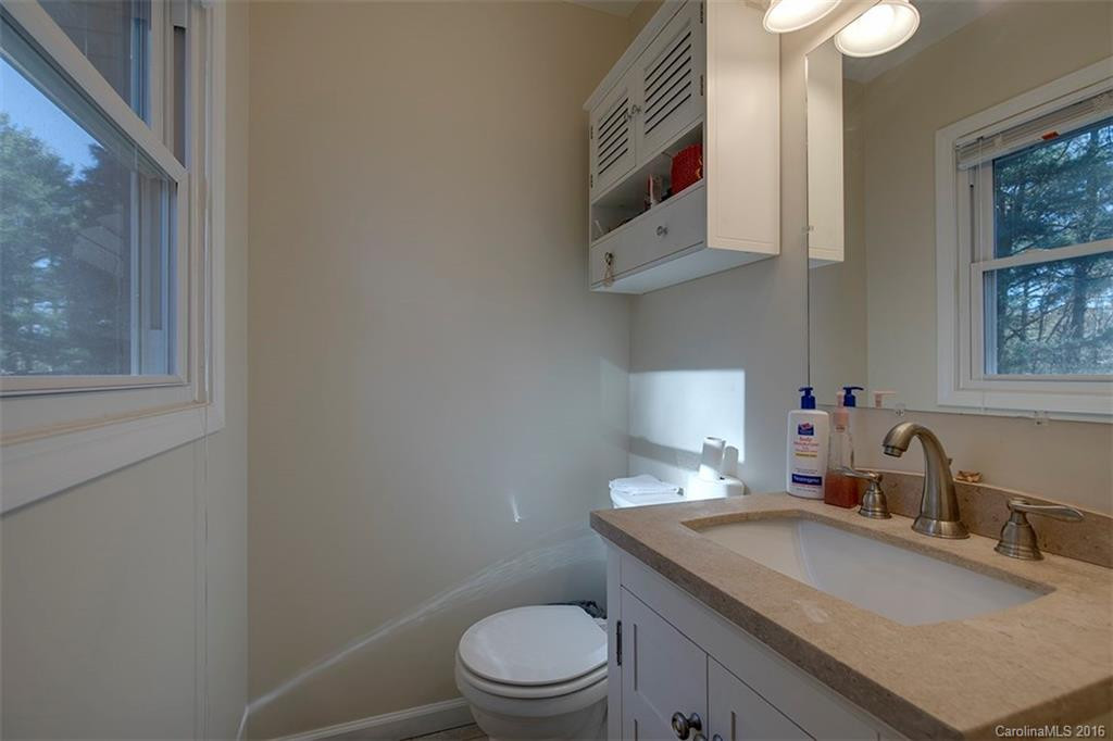 114 Willowbrook Road - Photo 9