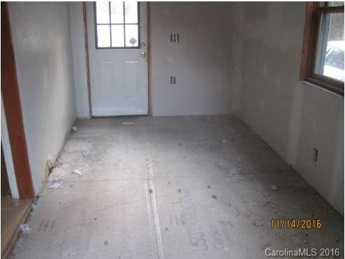 10913 Rush Fork Road - Photo 3
