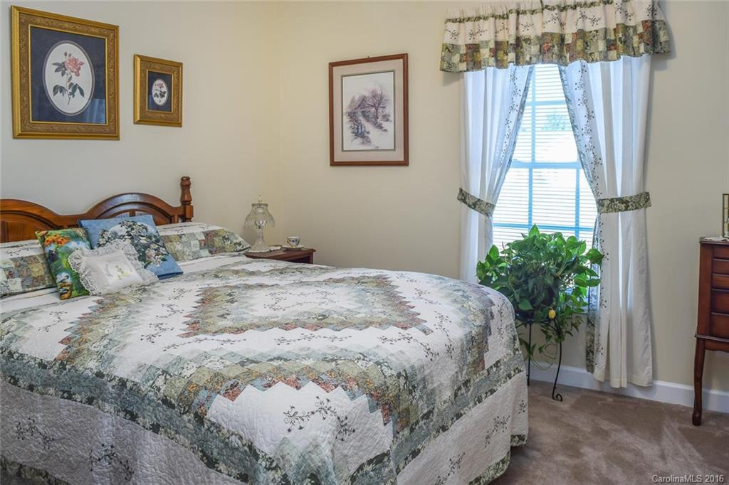 408 Sassafras Drive - Photo 12