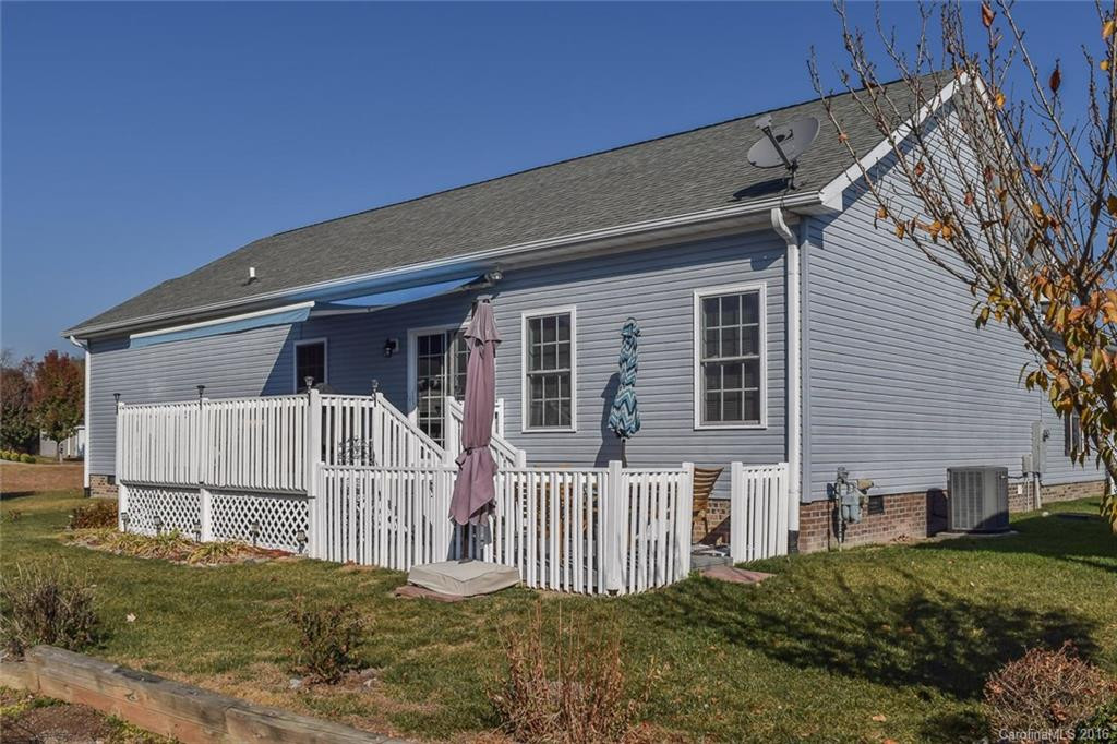 408 Sassafras Drive - Photo 14