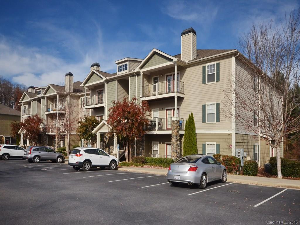 600 Vista Lake Drive #205
