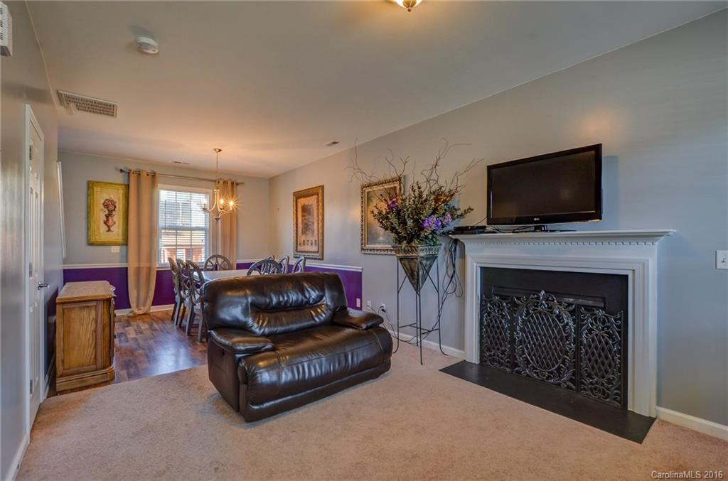 4 Daphne Drive - Photo 4