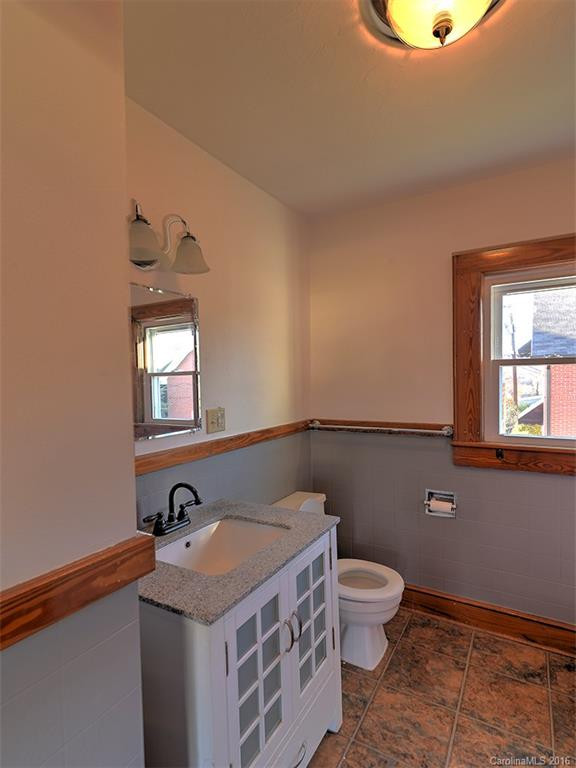 6 Pennsylvania Avenue - Photo 17