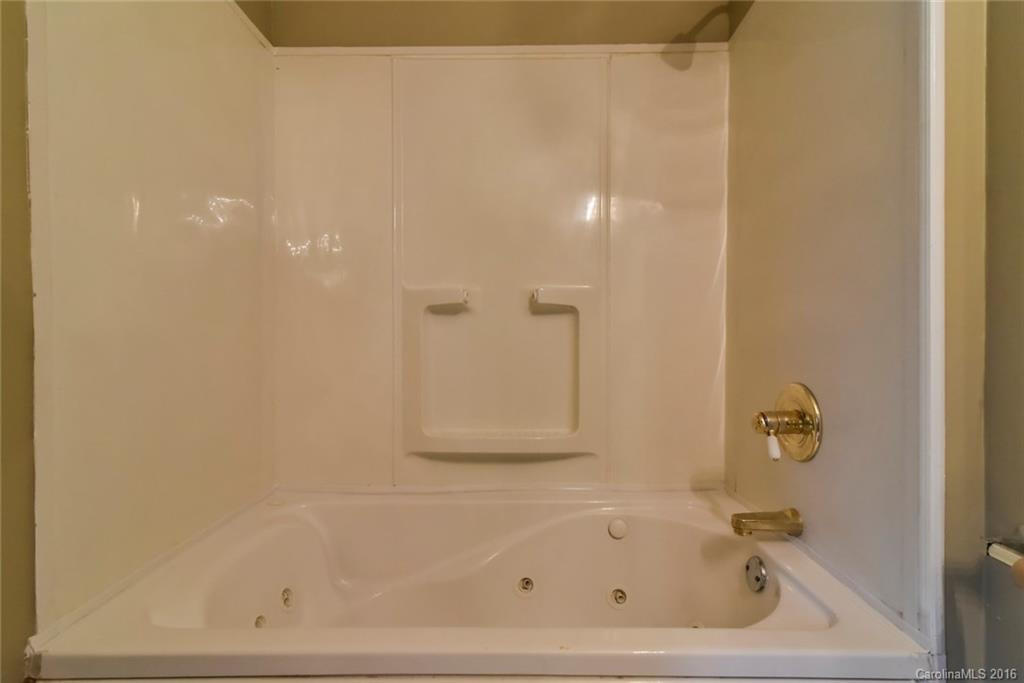 121 Craggy Street - Photo 12
