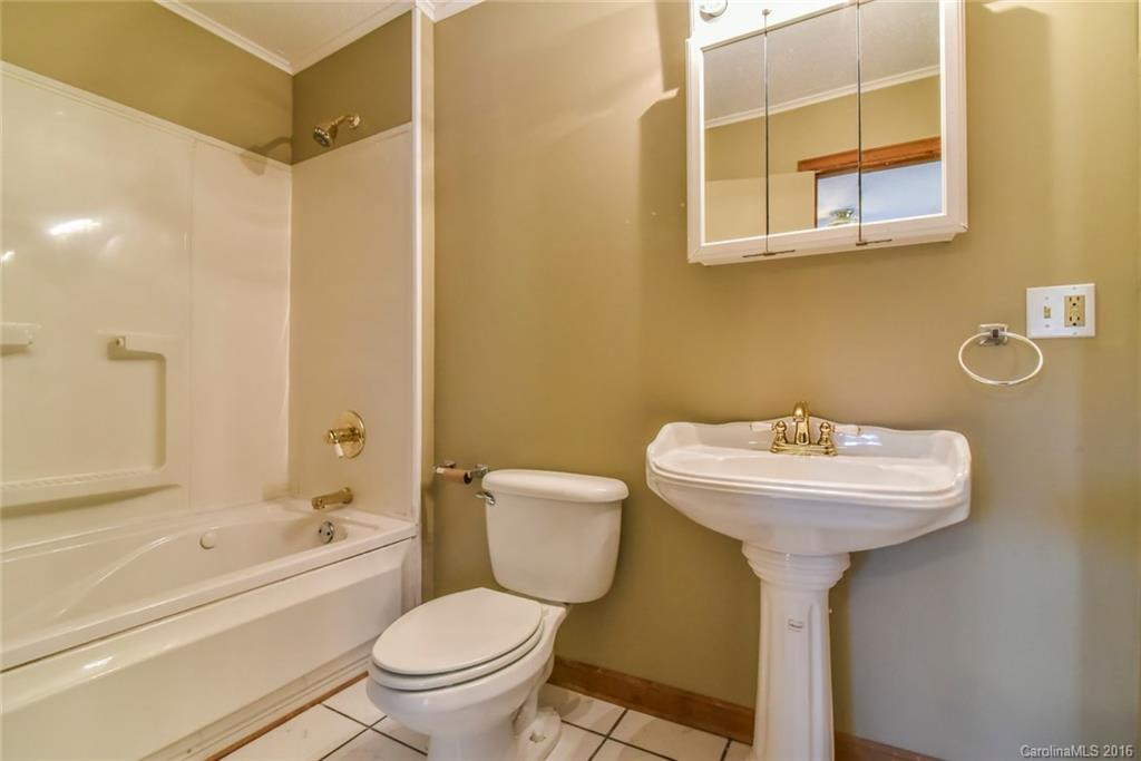 121 Craggy Street - Photo 13