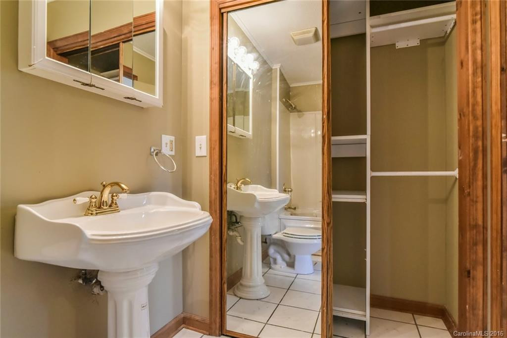 121 Craggy Street - Photo 14