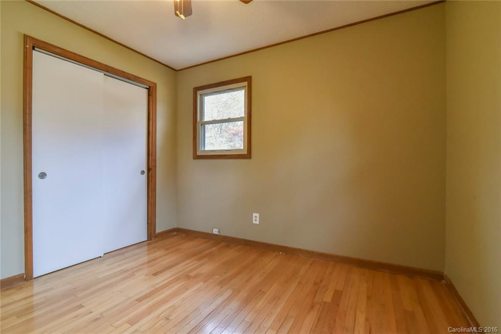 121 Craggy Street - Photo 15