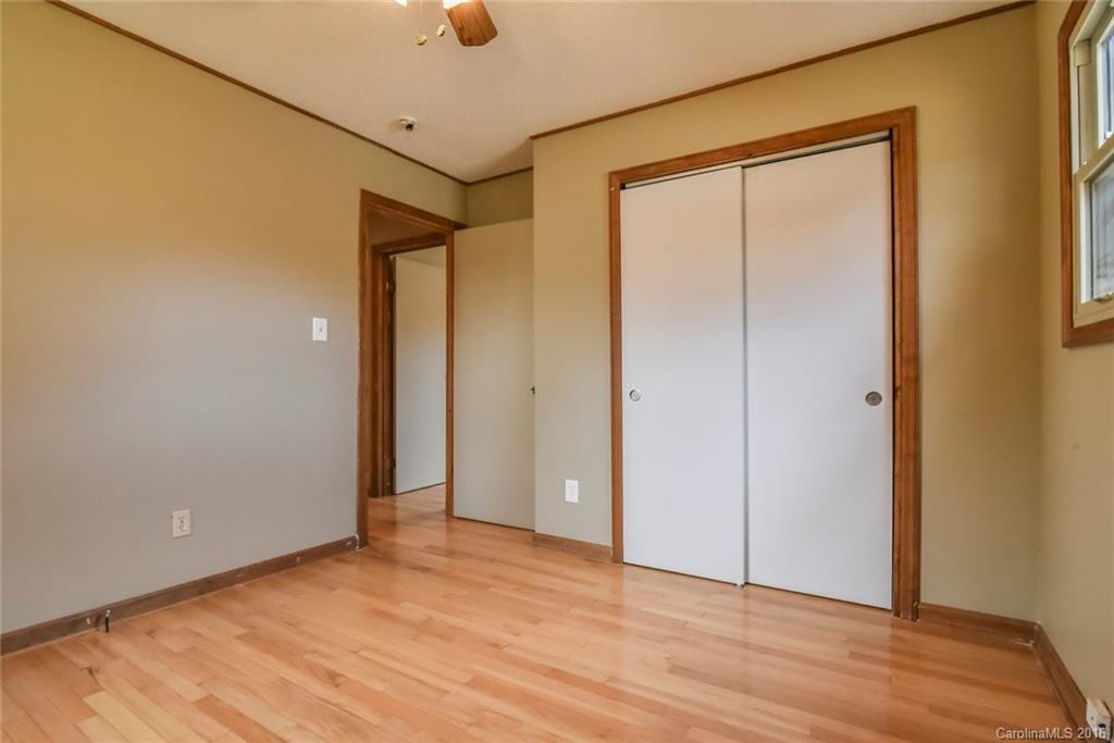 121 Craggy Street - Photo 17